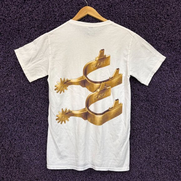 Beyoncé Gold Crown Cowboy Carter Tour T-shirt size small - Picture 3 of 5